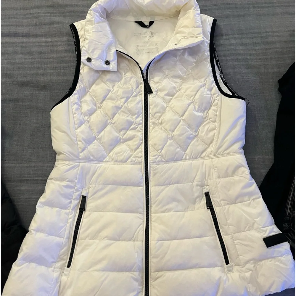 3 Calvin Klein Performance Women's Zip-Up Vests - Picture 8 of 16